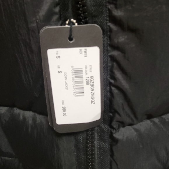 Jackets - Picture 11 of 16